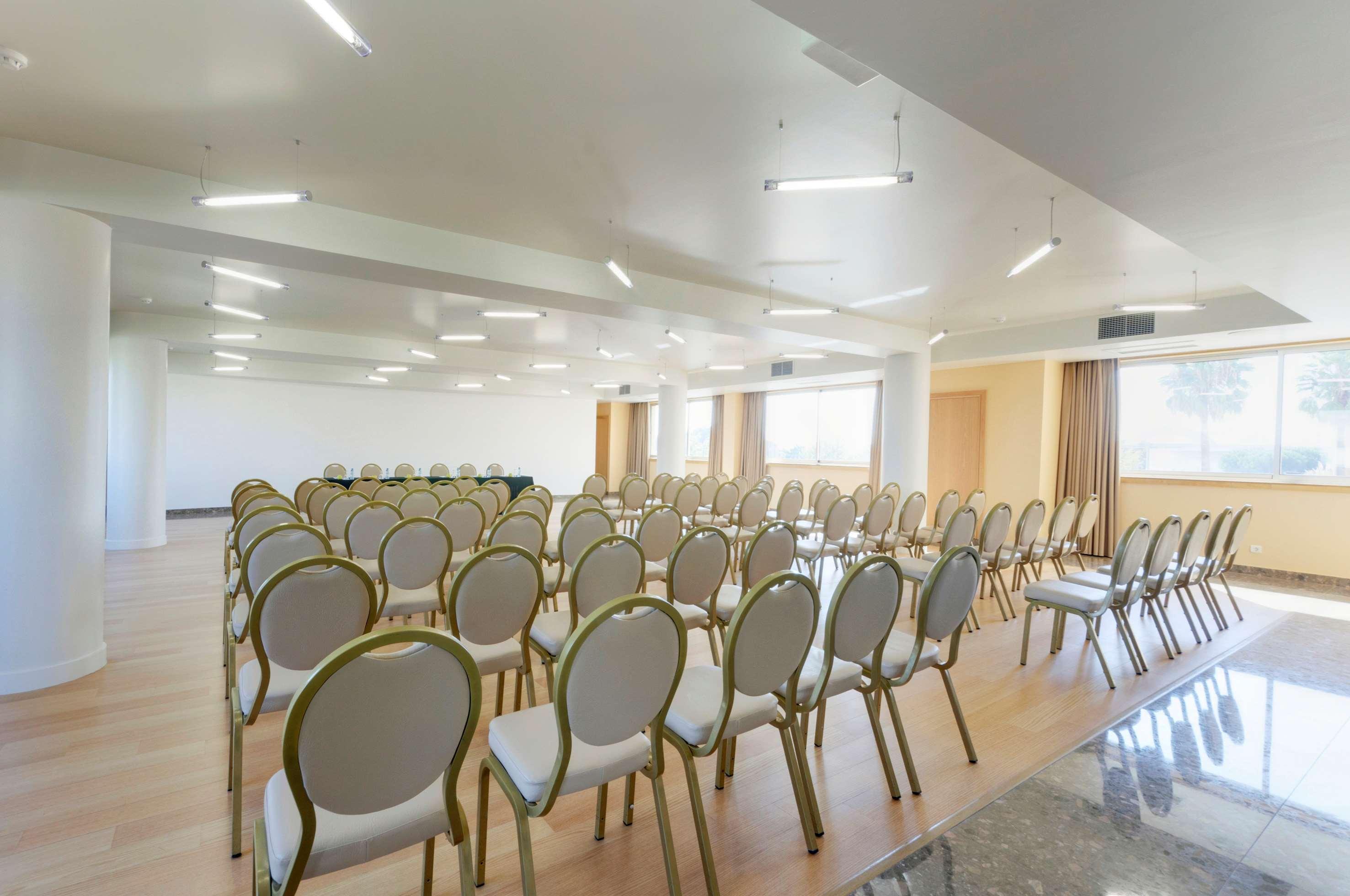 Tryp By Wyndham Porto Expo 4* Leca da Palmeira